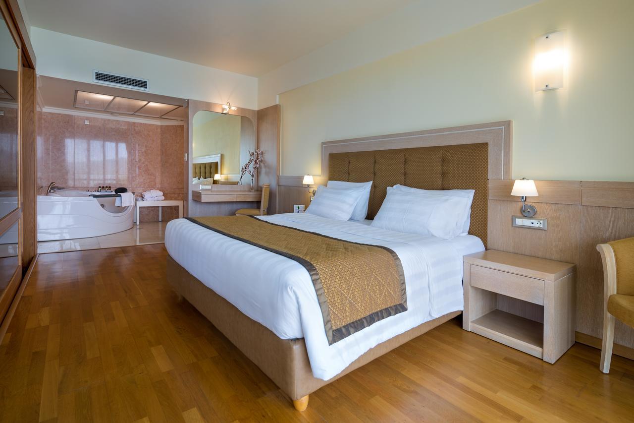Thalassa Beach Resort & Spa (Adults Only) Agia Marina  Екстер'єр фото